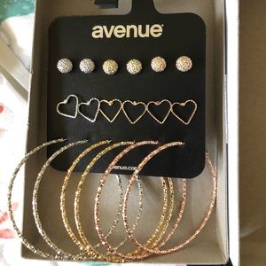 Avenue multi metal tones earrings set